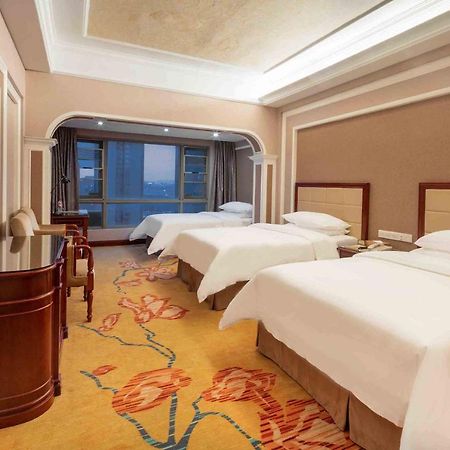 Vienna Hotel Shenzhen Songgang Liye Road Dış mekan fotoğraf