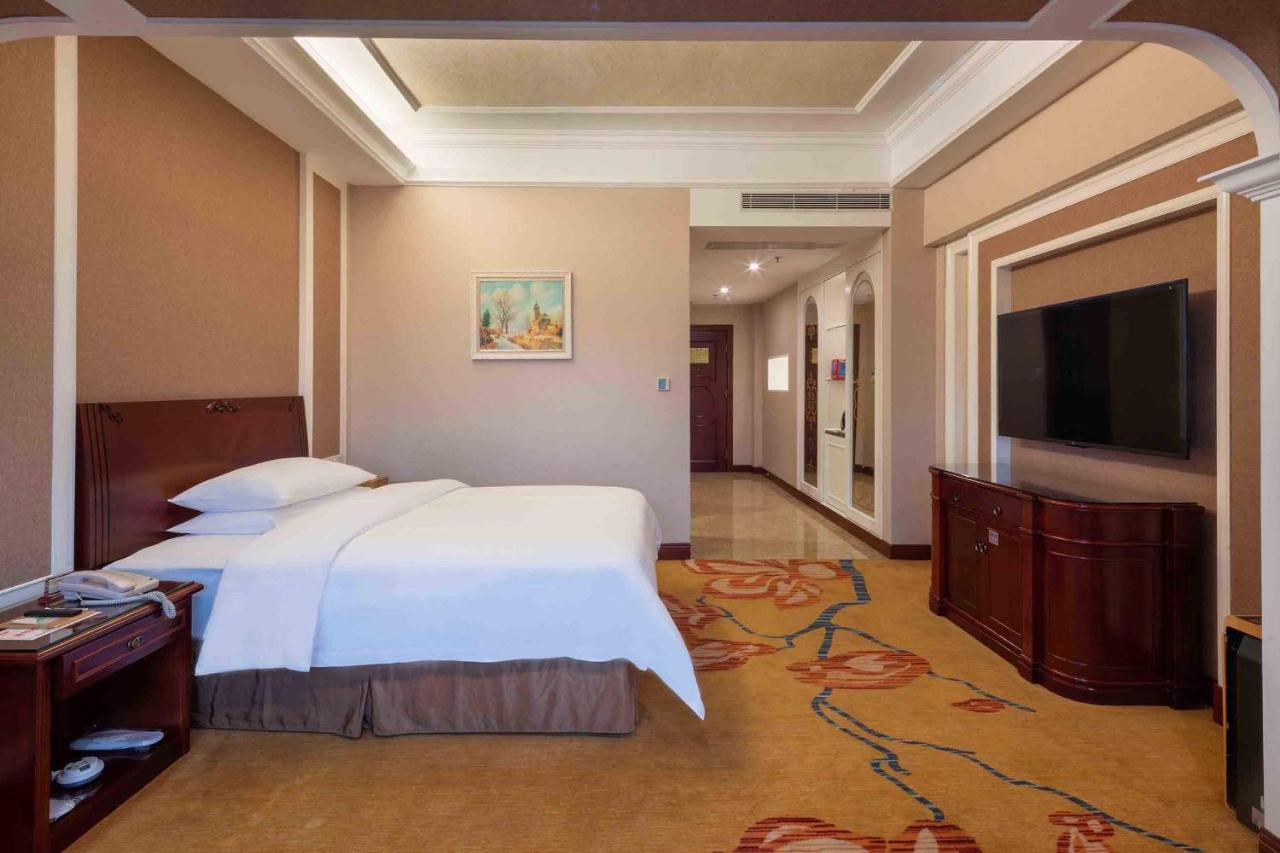 Vienna Hotel Shenzhen Songgang Liye Road Dış mekan fotoğraf